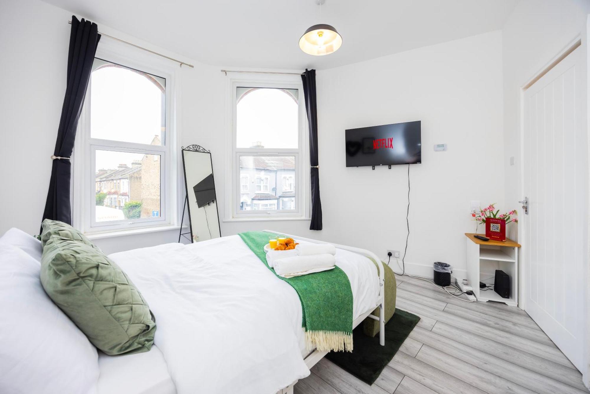 Quick Access To City, Self Check-in! * Londra